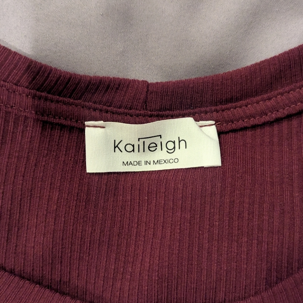 Kaleigh Ruched Dress - Picture 4 of 5